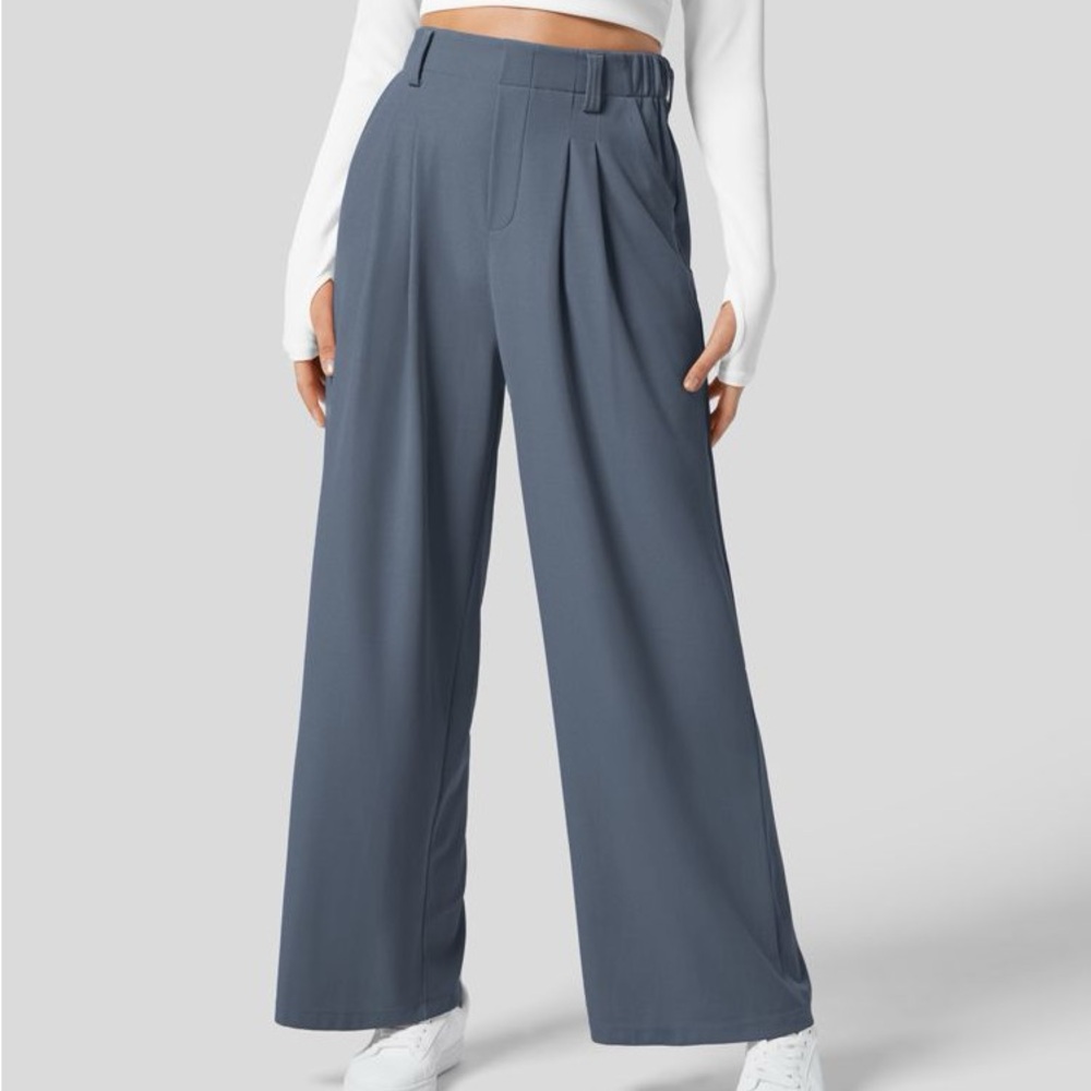 HALARA - High Waisted Plicated Side, Pocket Wide Leg Pants.